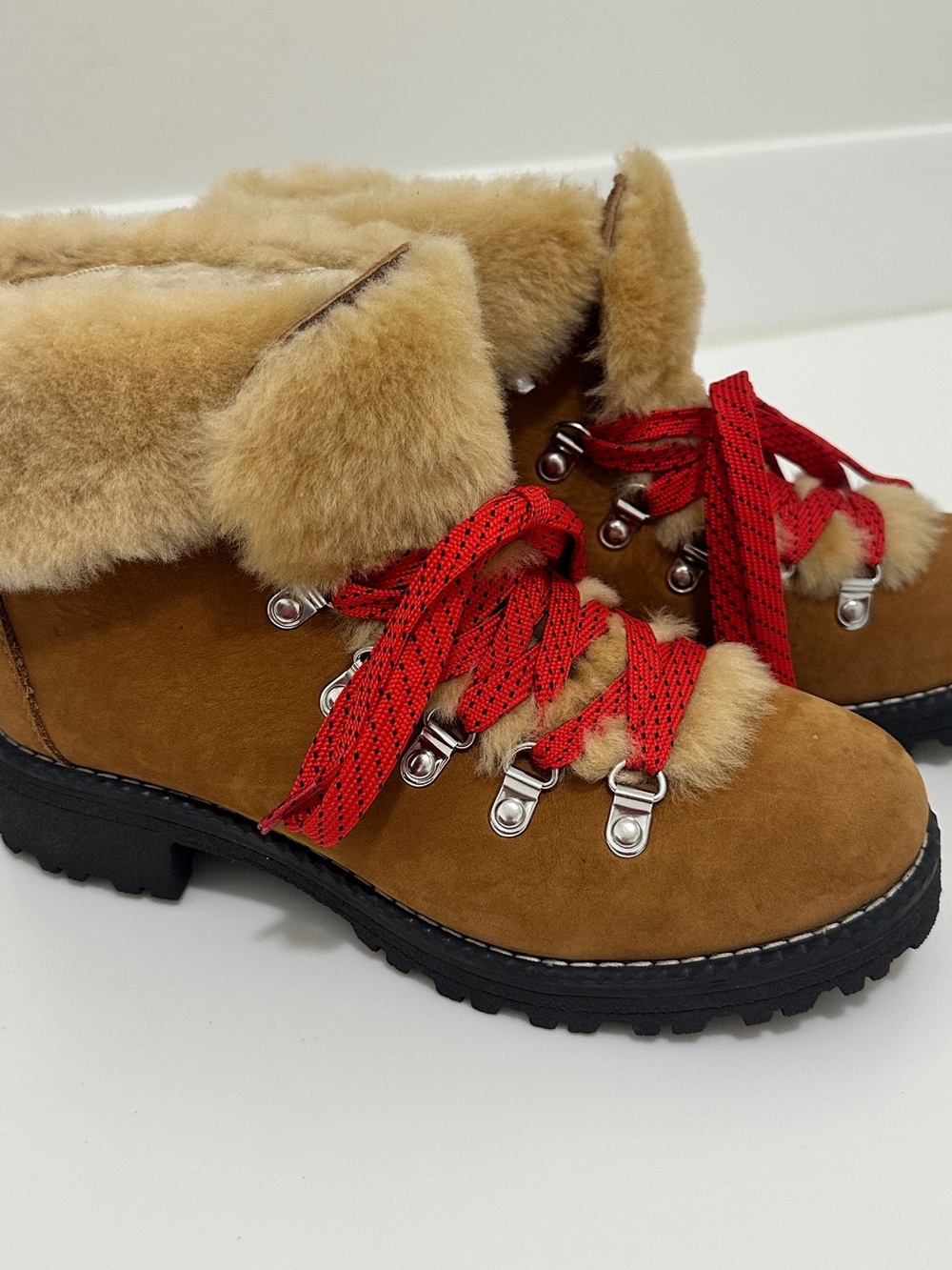 J.Crew Fur-Lined Lace-Up Boots – Tan Suede, Red Laces Size 7